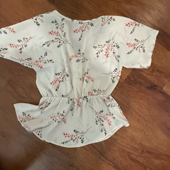 Sienna Sky Floral Print Top - White and Pink - Picture 3 of 4